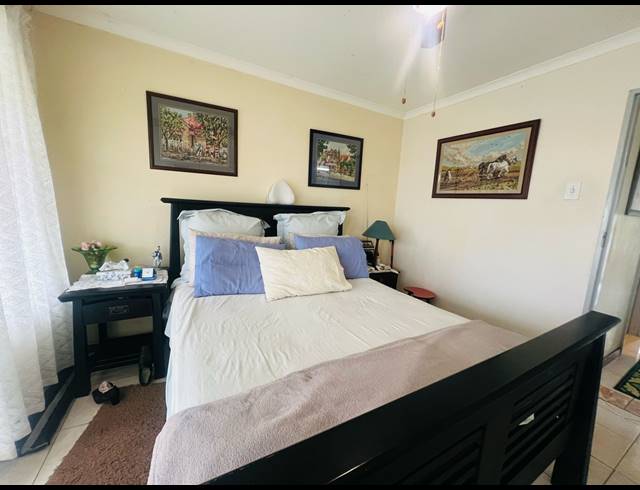 2 BEDROOM TOWNHOUSE FOR SALE IN SHERWOOD